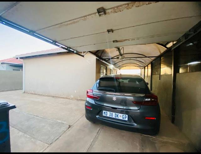 2 BEDROOM HOUSE FOR SALE IN LEHAE